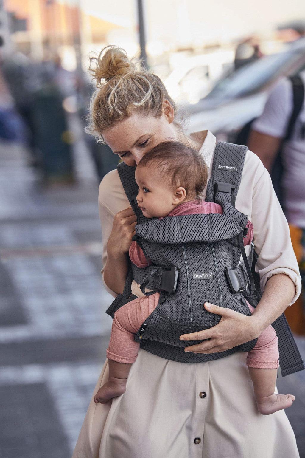 BabyBjörn Baby Carrier One Air